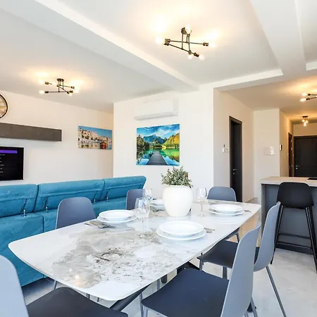 Bright 3-bedroom With Sea Views& Terrace 아파트 세인트폴스베이