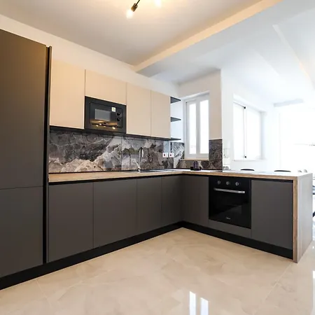 아파트 Bright 3-bedroom With Sea Views& Terrace 세인트폴스베이