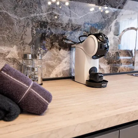 아파트 Bright 3-bedroom With Sea Views& Terrace *