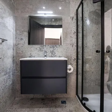 아파트 Bright 3-bedroom With Sea Views& Terrace 세인트폴스베이